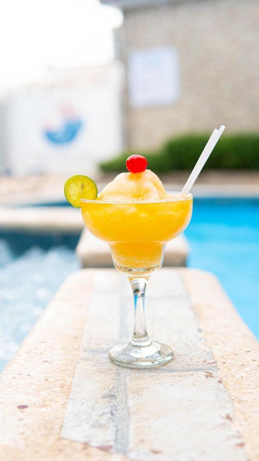 Alba Coral Hotel Pedernales Exterior photo