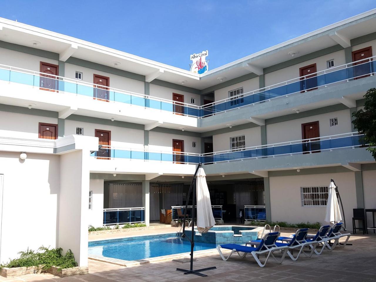Alba Coral Hotel Pedernales Exterior photo